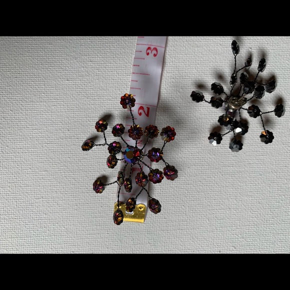 Bold Sparkly earrings - Picture 9 of 15